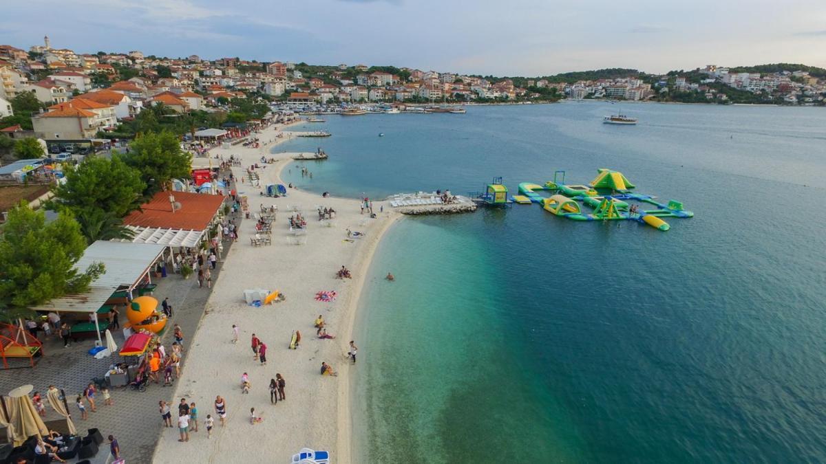 Apartmani Emil Trogir Extérieur photo