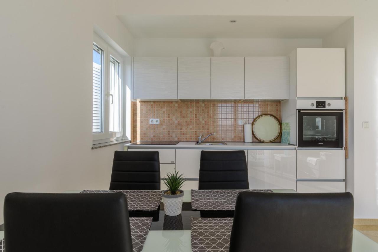 Apartmani Emil Trogir Extérieur photo