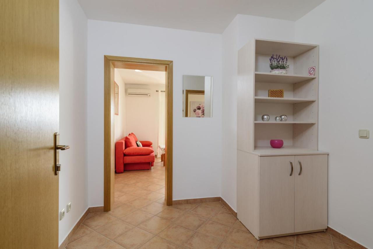 Apartmani Emil Trogir Extérieur photo