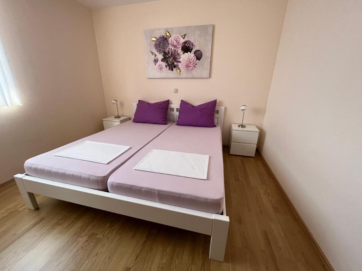 Apartmani Emil Trogir Extérieur photo