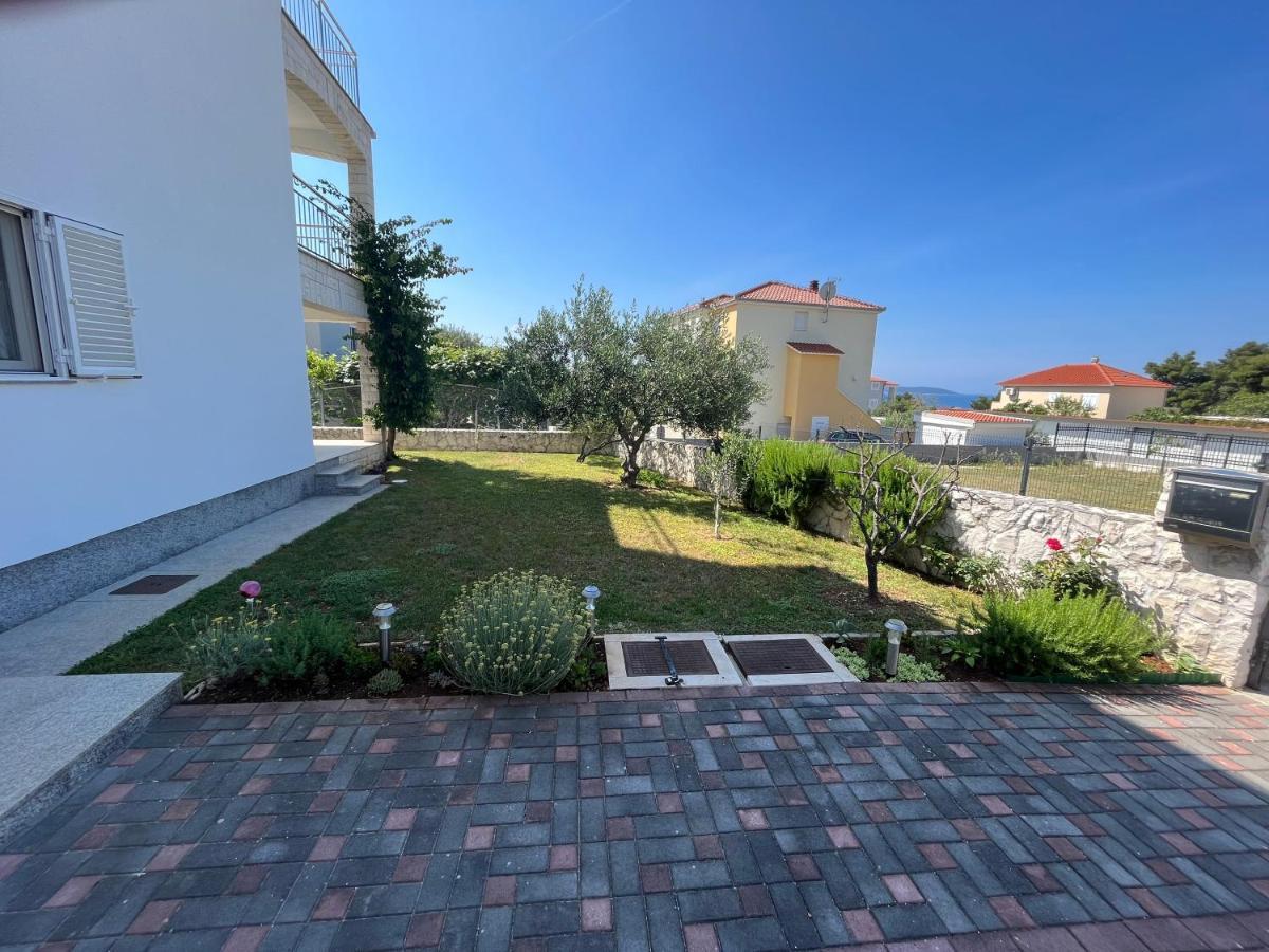 Apartmani Emil Trogir Extérieur photo