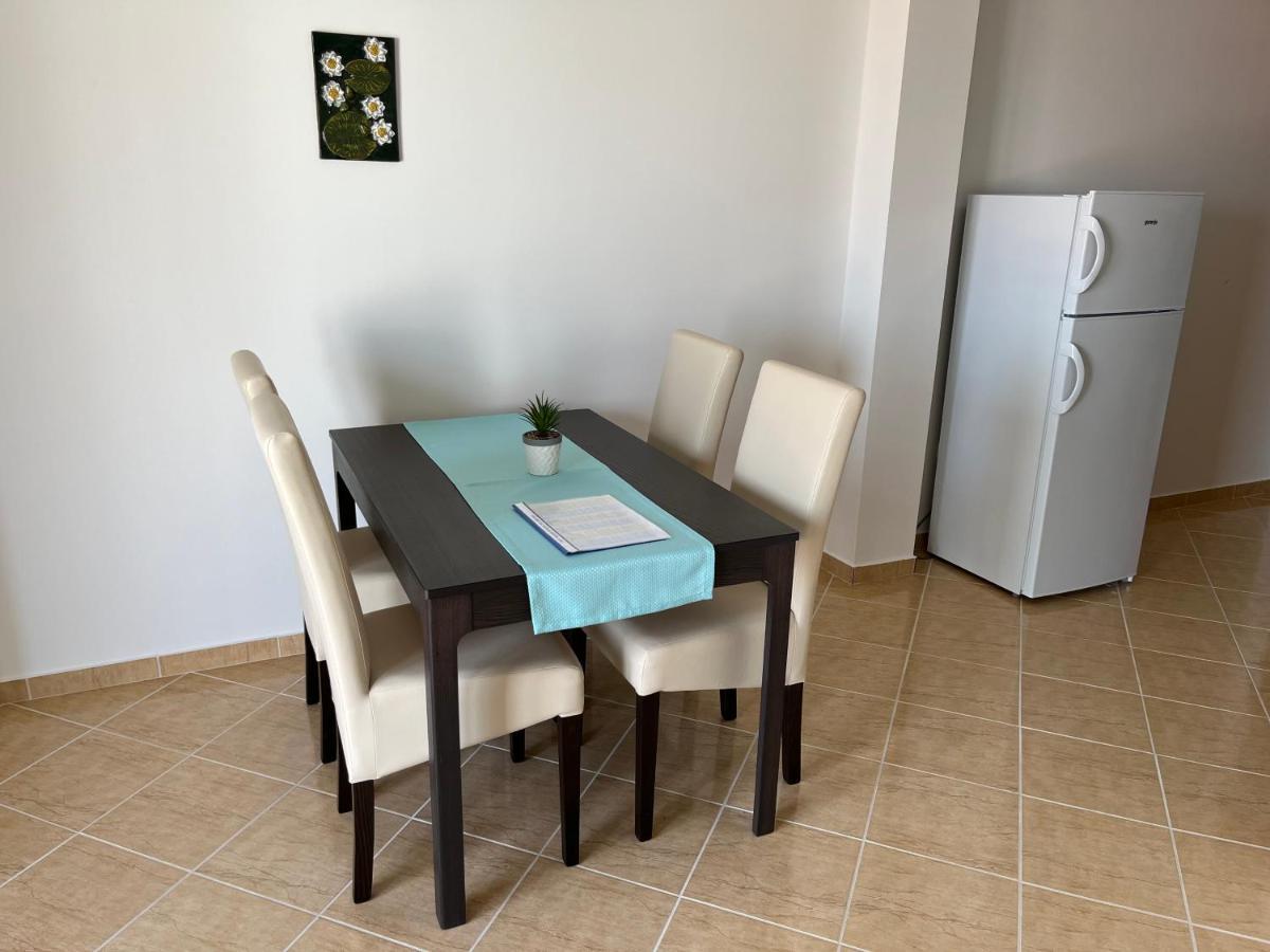 Apartmani Emil Trogir Extérieur photo