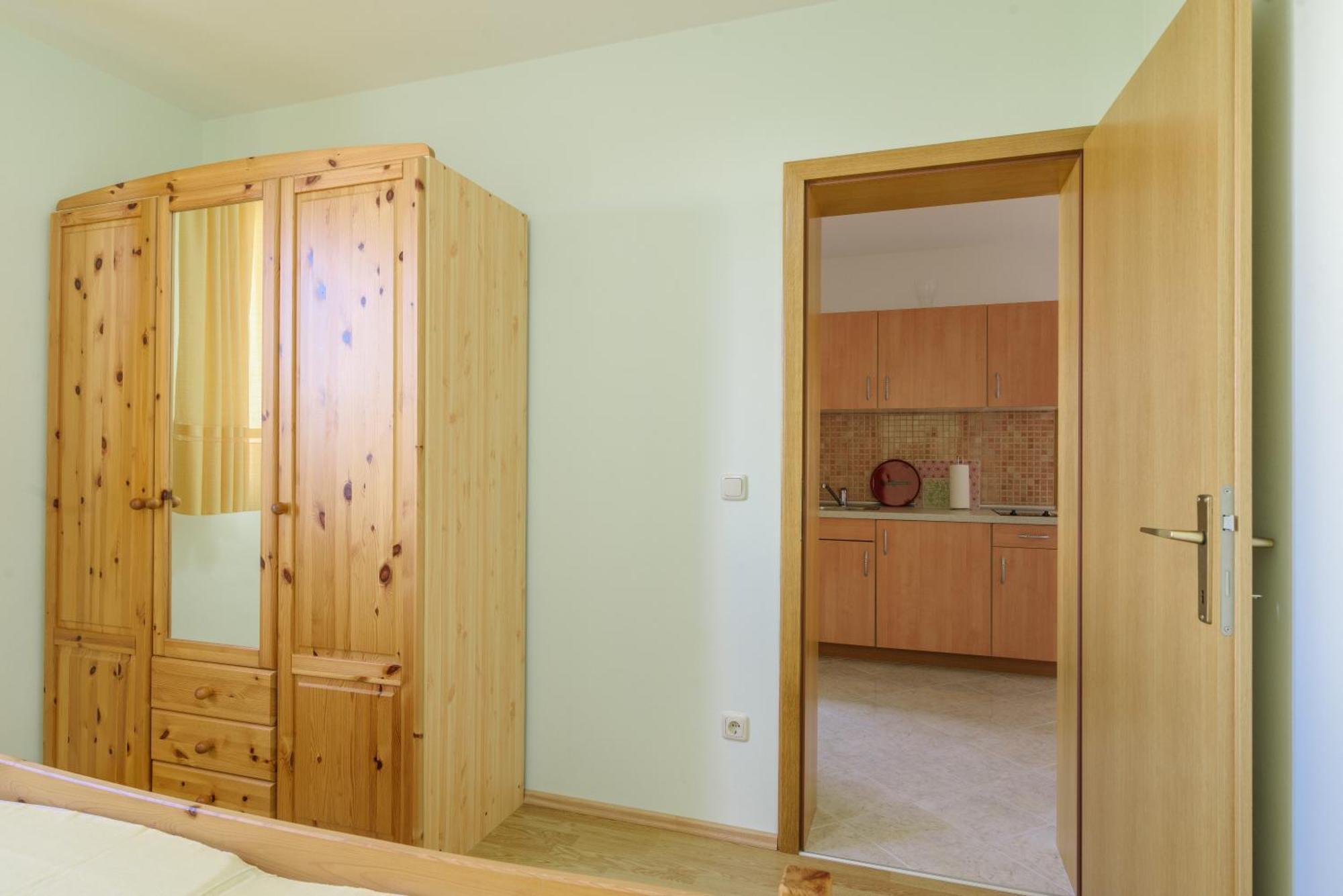 Apartmani Emil Trogir Extérieur photo
